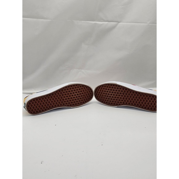 Vans CLASSIC SLIP ON YACHT CLUB RED BLUE YELLOW Men's Size 8/ Women Size 9.5 - Picture 7 of 10